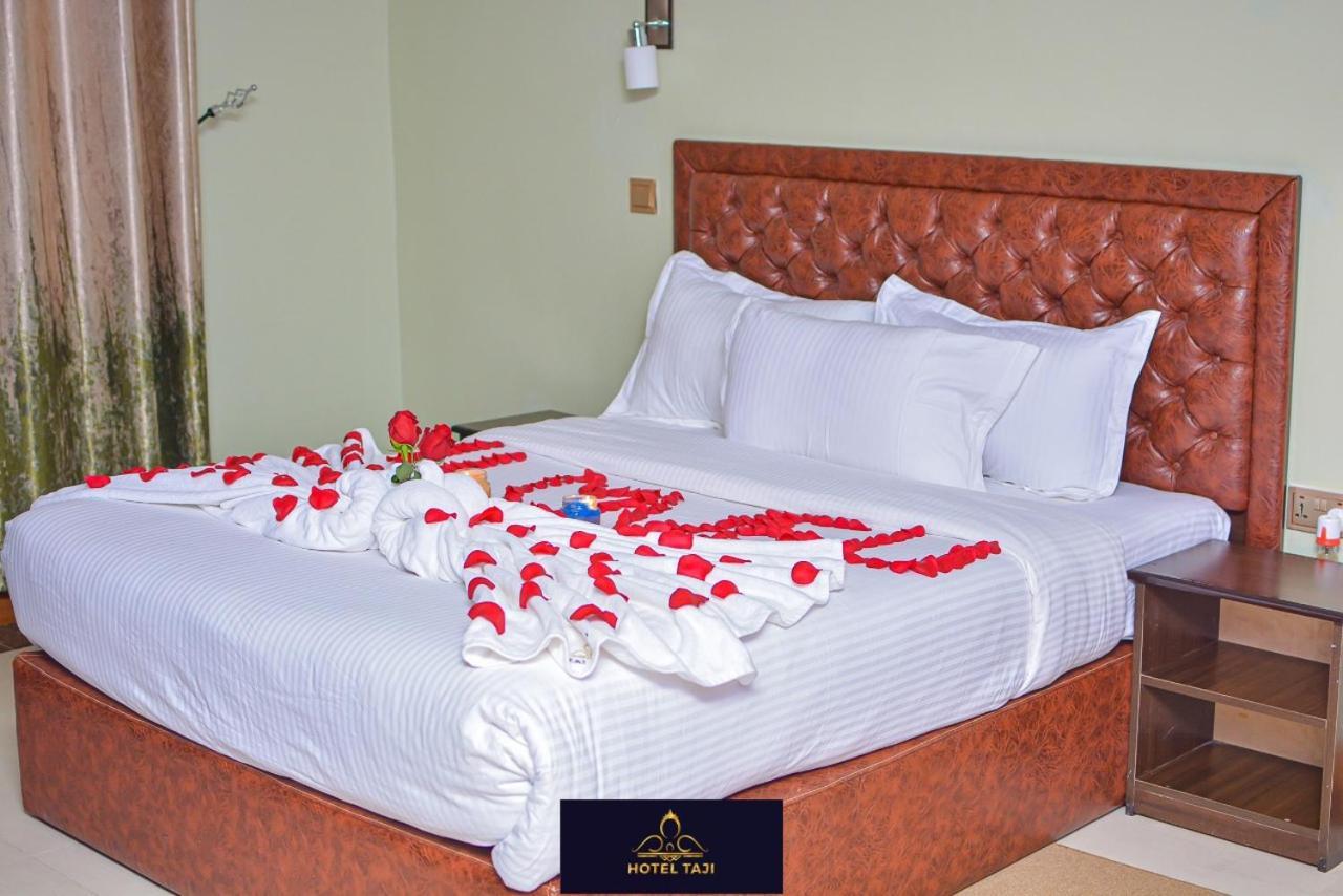 Hotel Taji Nanyuki Extérieur photo