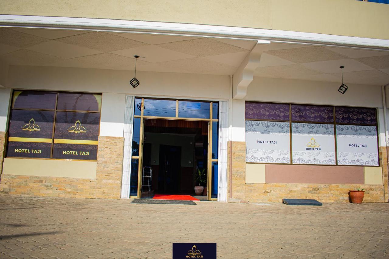 Hotel Taji Nanyuki Extérieur photo