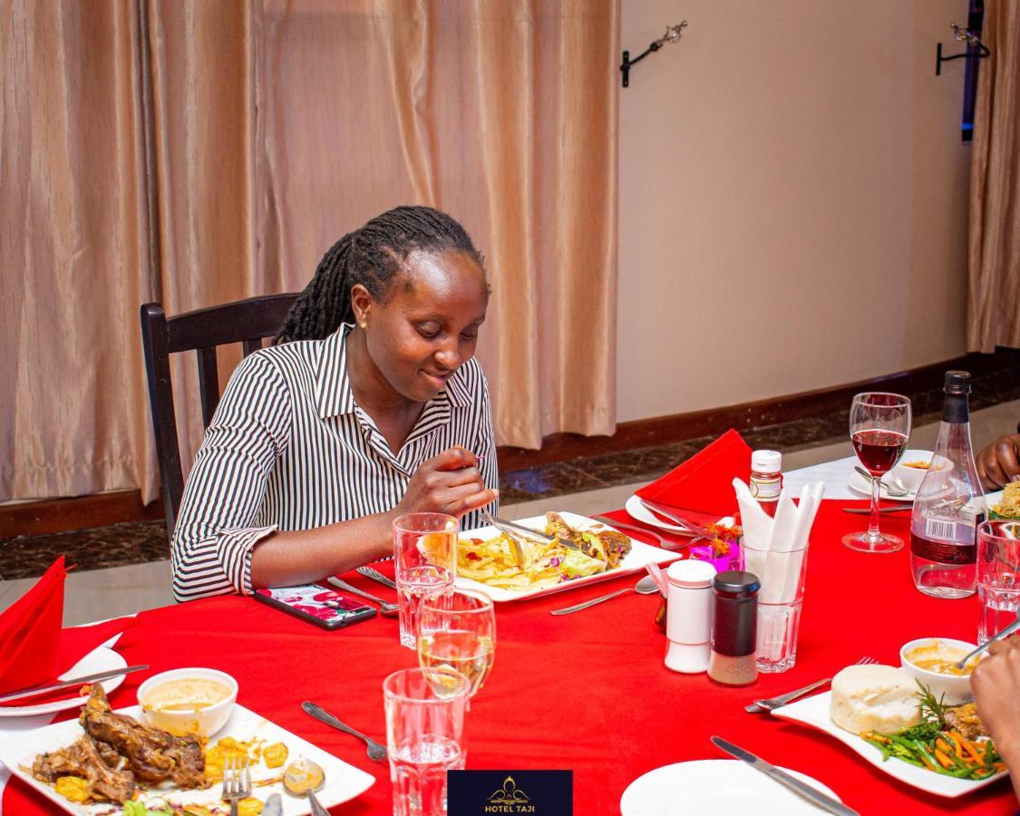 Hotel Taji Nanyuki Extérieur photo