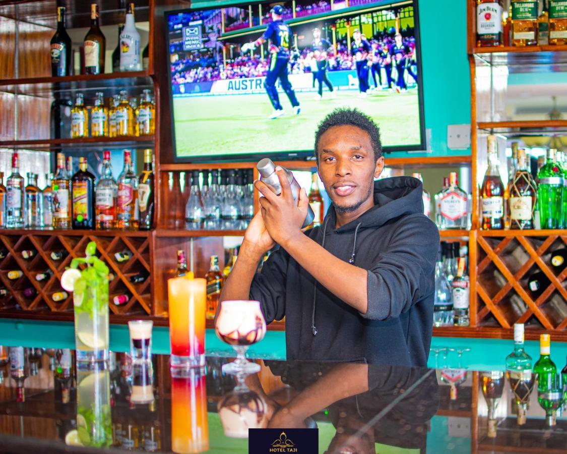 Hotel Taji Nanyuki Extérieur photo